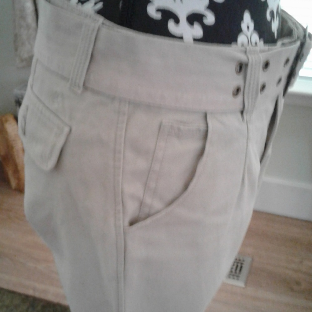 Trousers - Picture 4 of 5